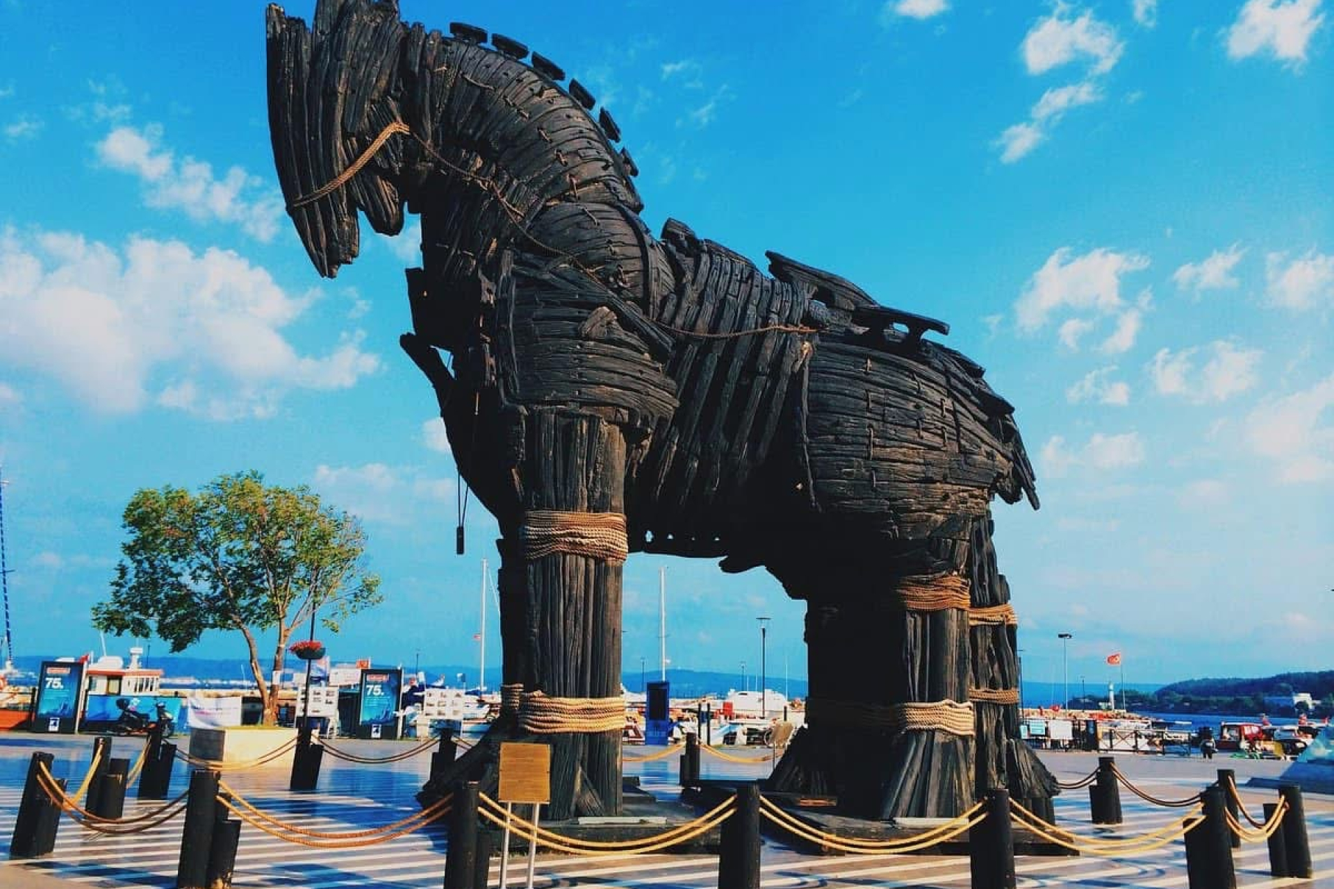 ЧАНАККАЛЕ – АСОС – ТРОЯ-БОЗДЖААДА-ИСТАНБУЛ